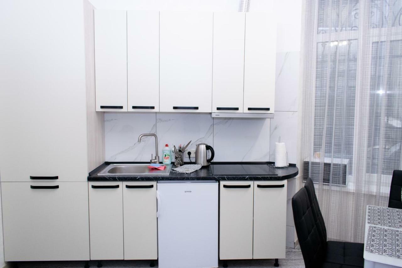 Apartment Barvy Lvova On Kostyushka St Eksteriør billede