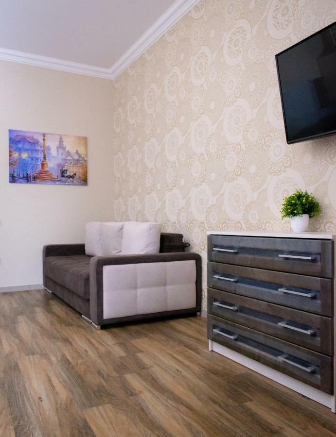 Apartment Barvy Lvova On Kostyushka St Eksteriør billede