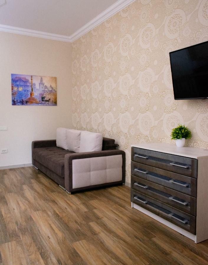 Apartment Barvy Lvova On Kostyushka St Eksteriør billede